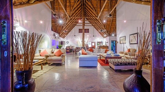 Needles Lodge - Entrance