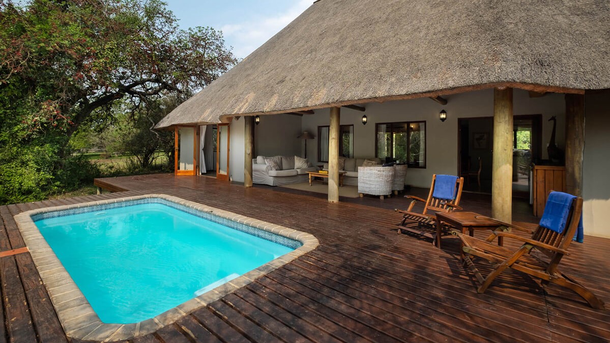 Rhino River Lodge (8)